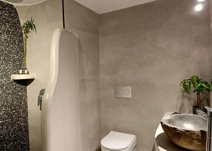 Villa The Wine Cellar House By A Terre Cave Fira (Santorini)