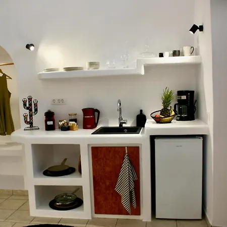 The Wine Cellar House By A Terre Cave Fira (Santorini)