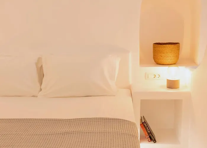 The Wine Cellar House By A Terre Cave Fira (Santorini)