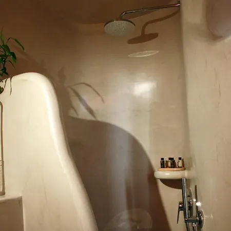 فيلة The Wine Cellar House By A Terre Cave