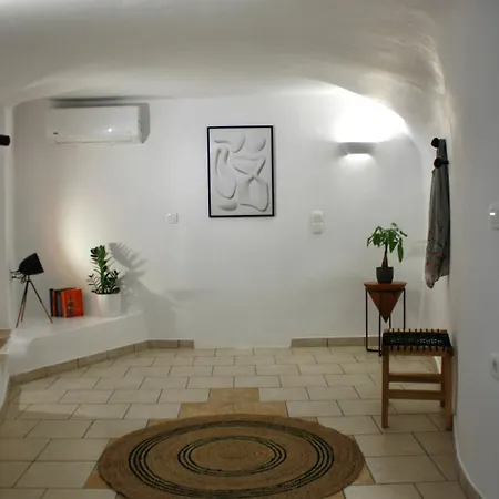 Villa The Wine Cellar House By A Terre Cave Fira (Santorini)